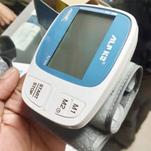 Máy đo huyết áp cổ tay điện tử Alpk2 K2-920 a
